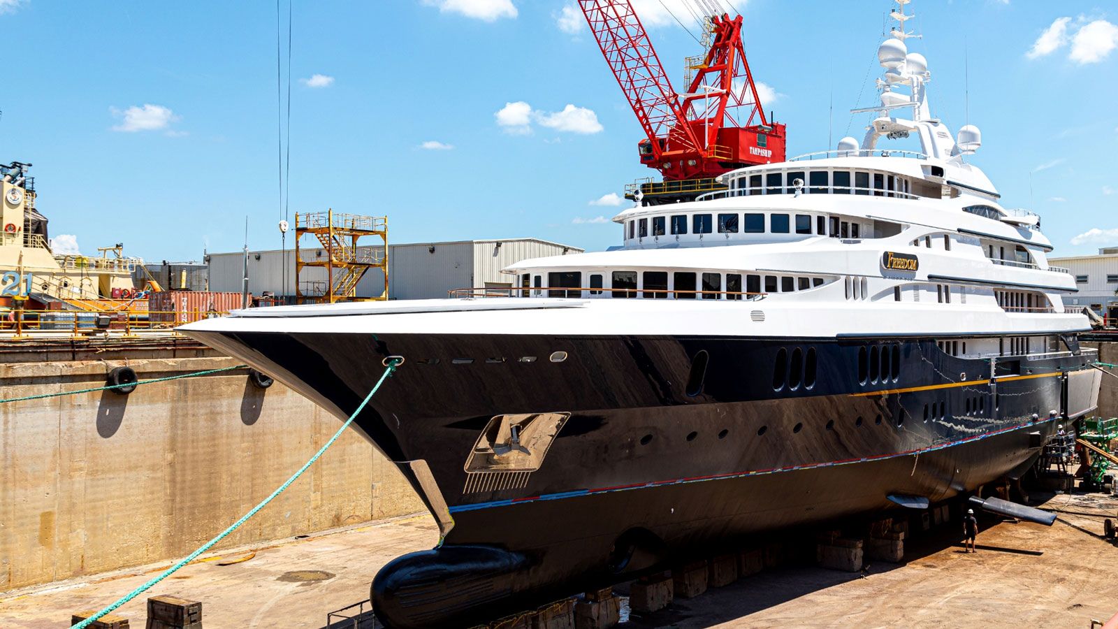 freedom benetti yacht owner